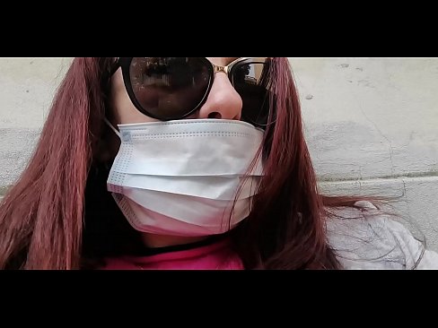 ❤️ تنتقم نيكوليتا من جارتها وتتبول في مرآبه (الحجر الصحي الإيطالي الخاص بكوفيد 19) الإباحية vk